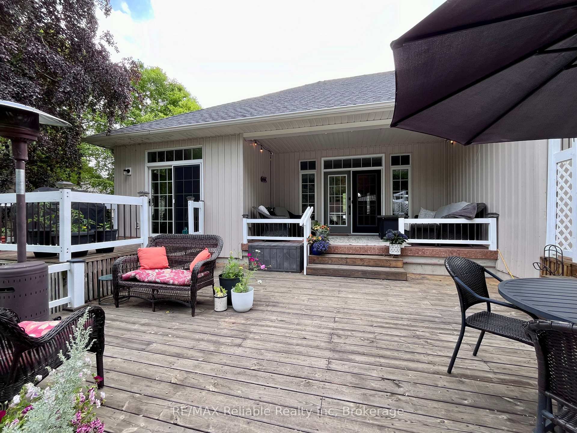 Photo 38 of 11 Ducharme Crescent, Bluewater, Bayfield — HOMEH