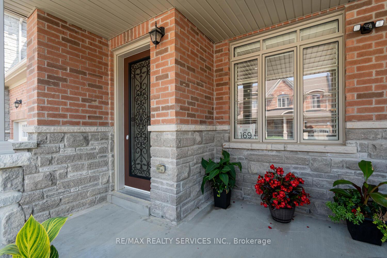 Photo 5 of 33 Hickling Lane, Ajax, Northwest Ajax — HOMEH