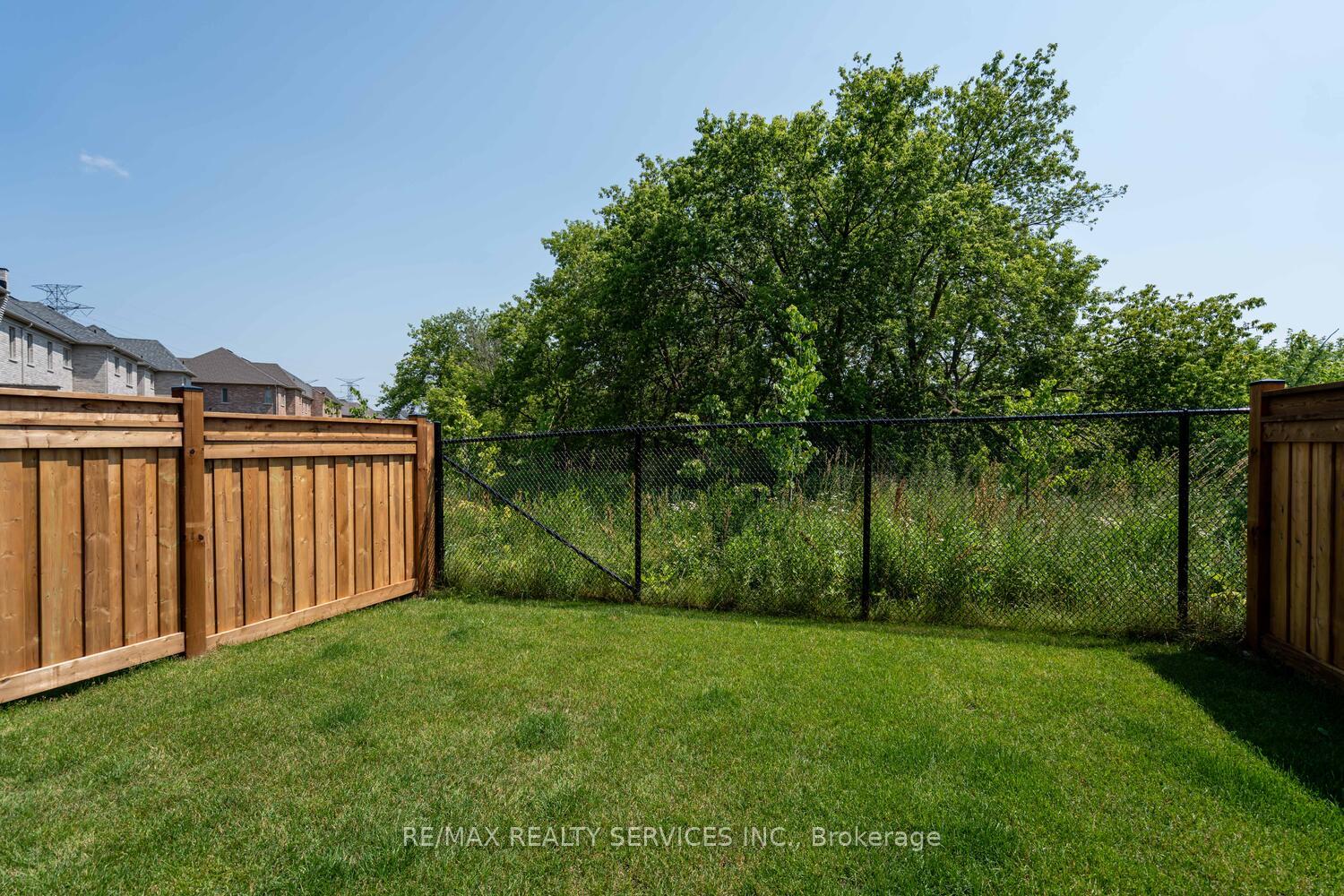Photo 44 of 33 Hickling Lane, Ajax, Northwest Ajax — HOMEH