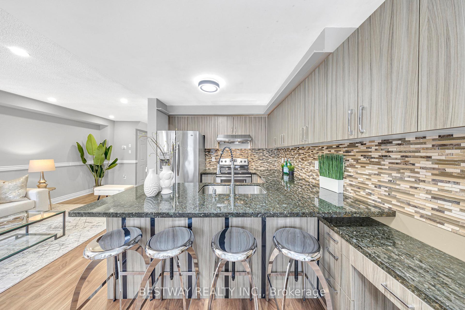 Photo 10 of 91 Zachary Place, Whitby, Brooklin — HOMEH