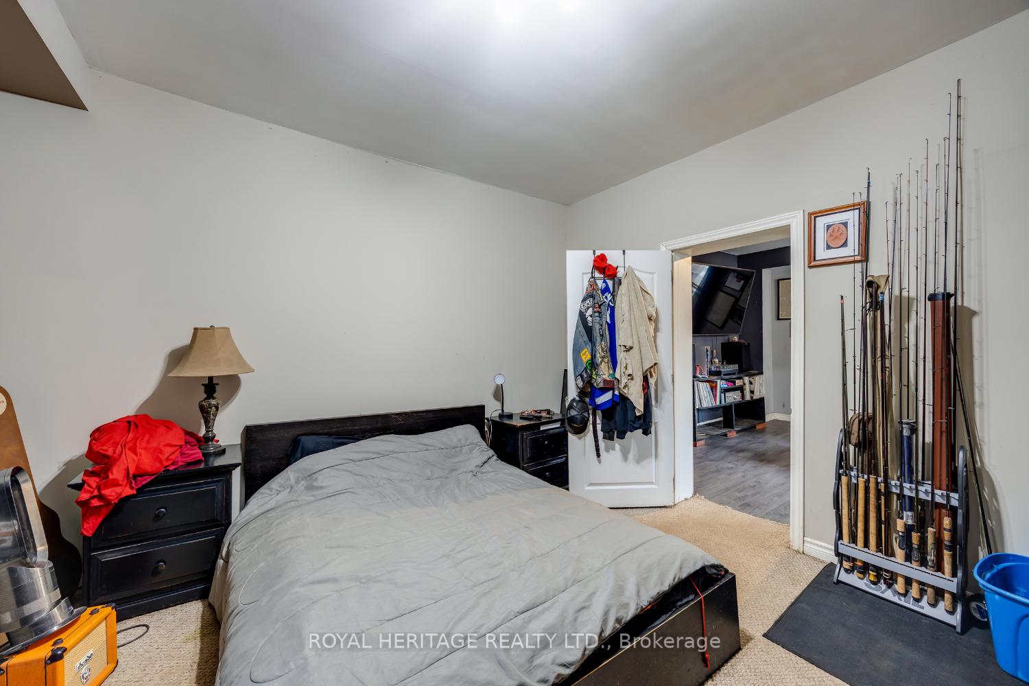Photo 11 of 137 Elgin Street E, Oshawa, O'Neill — HOMEH