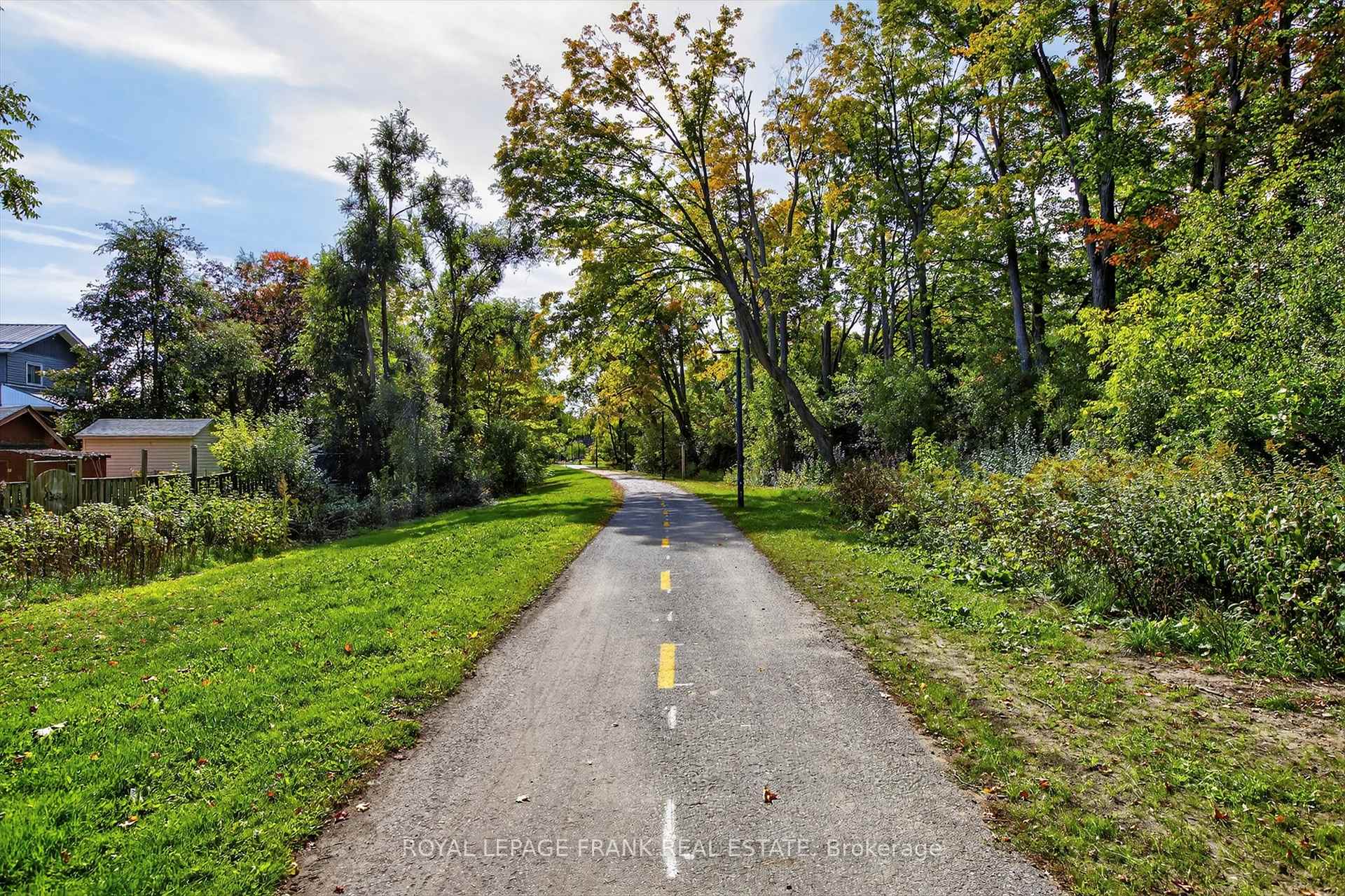 Photo 31 of 859 George Street N, Peterborough, Northcrest Ward 5 — HOMEH