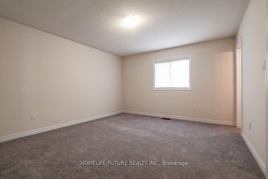 Photo 19 of 26 Terry Clayton Avenue, Brock, Beaverton — HOMEH