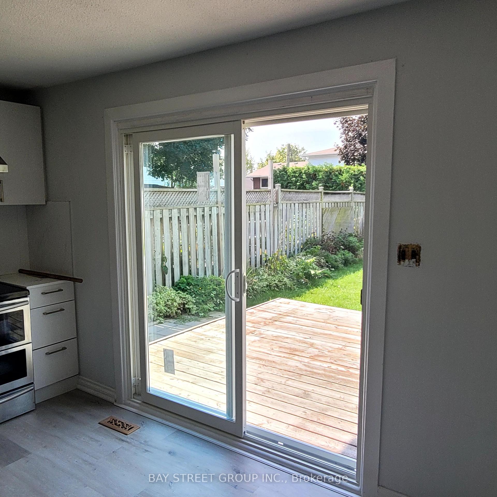 Photo 4 of Unit 2, 296 Viewmount Street, Oshawa, Donevan — HOMEH