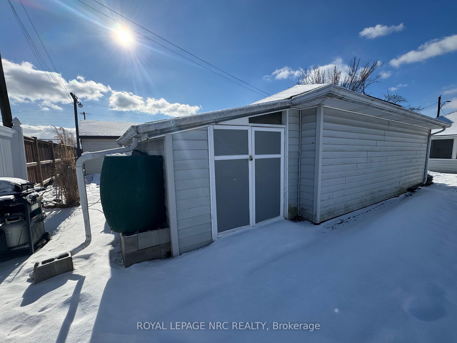 Photo 4 of 70 Cameron Avenue, Welland, Lincoln/Crowland — HOMEH