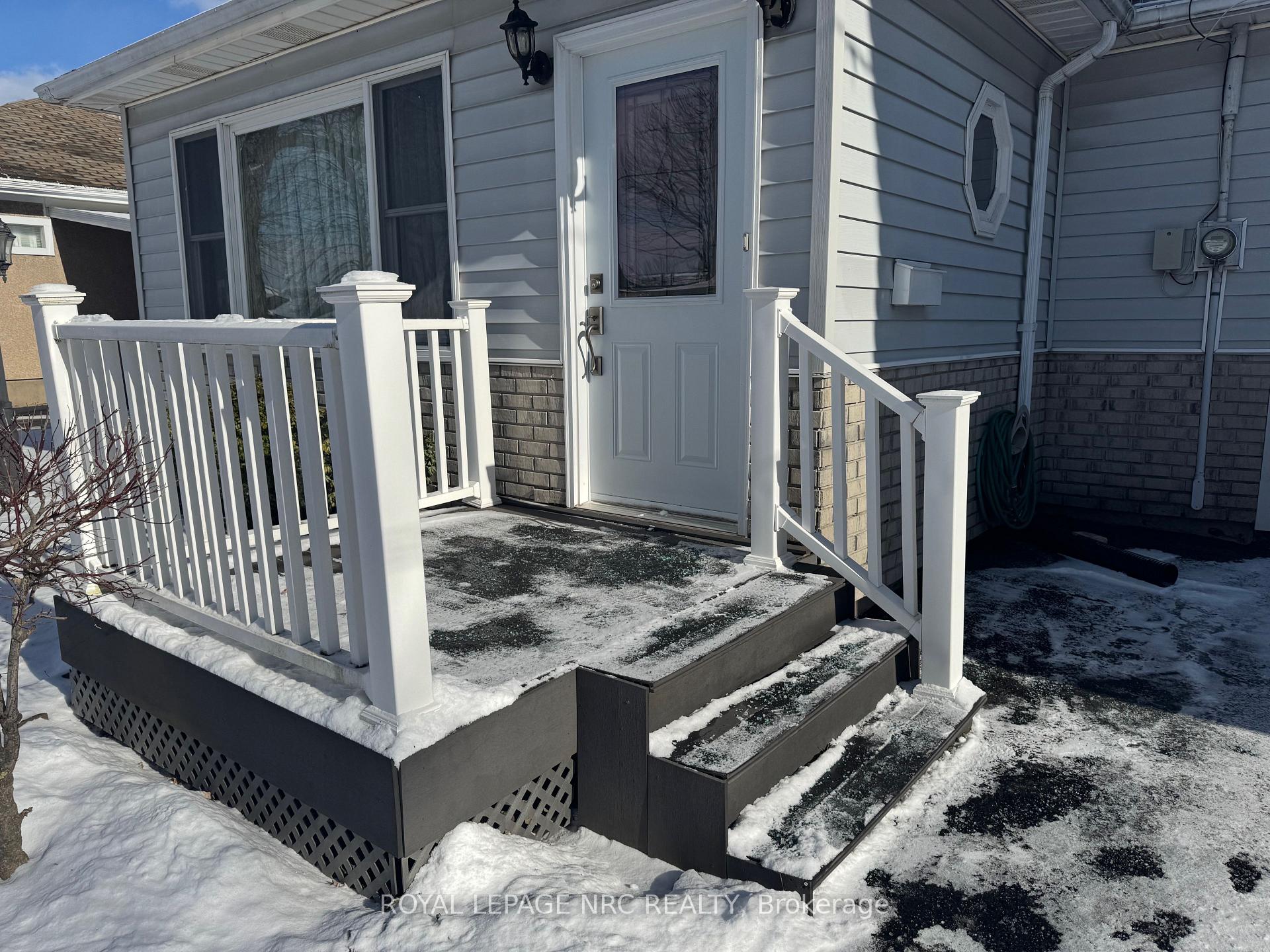 Photo 6 of 70 Cameron Avenue, Welland, Lincoln/Crowland — HOMEH