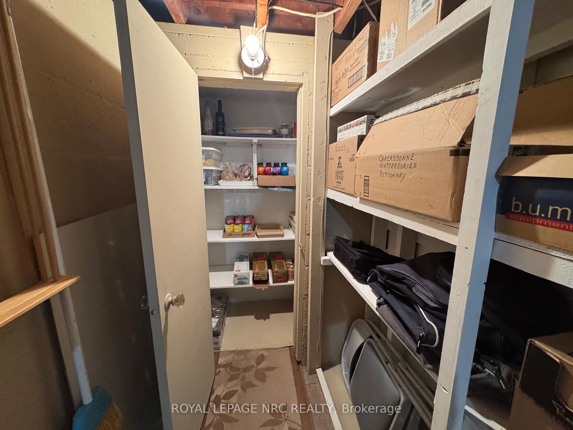 Photo 31 of 70 Cameron Avenue, Welland, Lincoln/Crowland — HOMEH