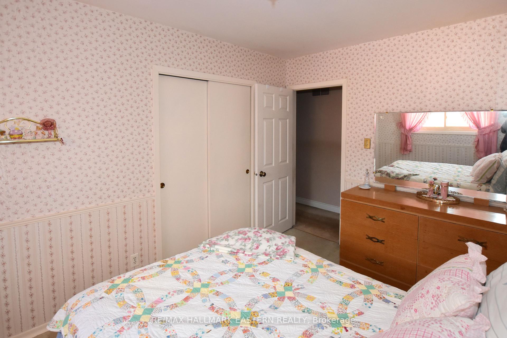 Photo 9 of 1250 Franklin Drive, Peterborough, Northcrest Ward 5 — HOMEH