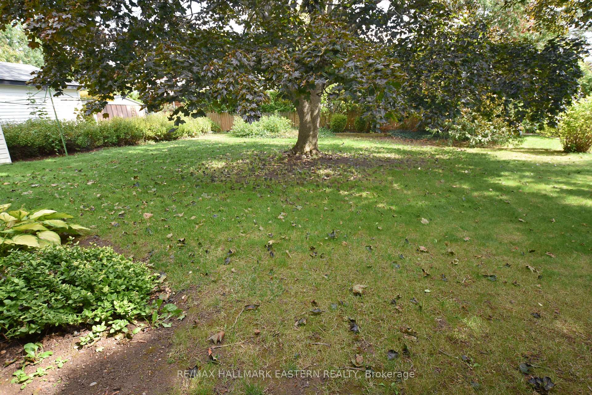 Photo 24 of 1250 Franklin Drive, Peterborough, Northcrest Ward 5 — HOMEH