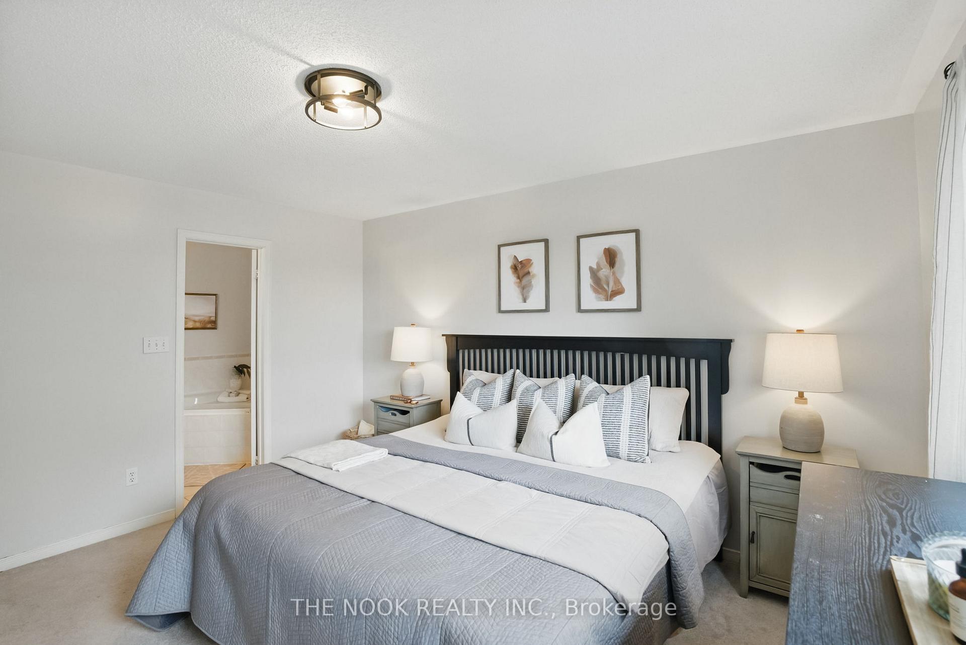 Photo 21 of 992 Summitview Crescent, Oshawa, Pinecrest — HOMEH