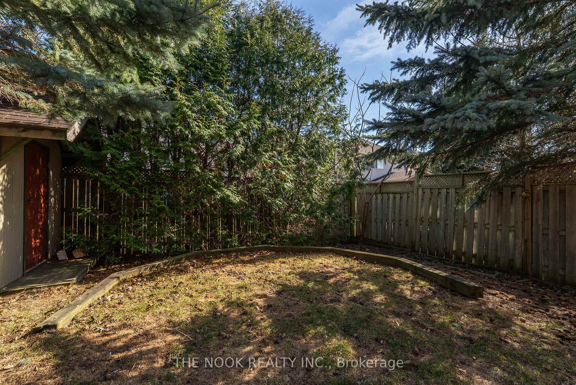 Photo 37 of 992 Summitview Crescent, Oshawa, Pinecrest — HOMEH