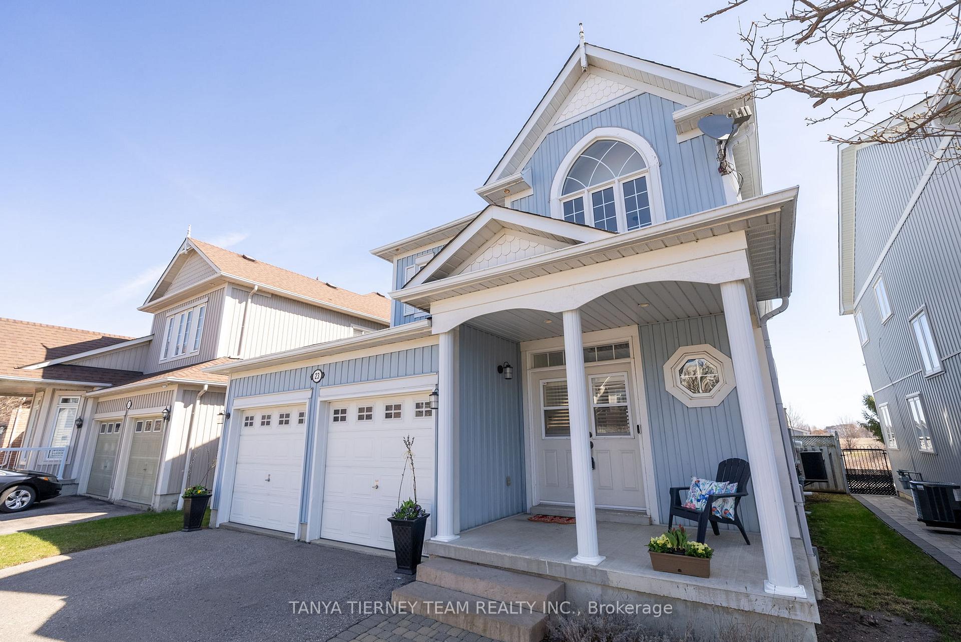 Photo 3 of 23 Bexley Crescent, Whitby, Brooklin — HOMEH