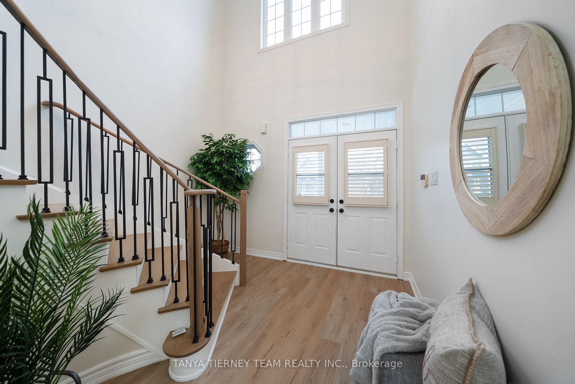 Photo 5 of 23 Bexley Crescent, Whitby, Brooklin — HOMEH