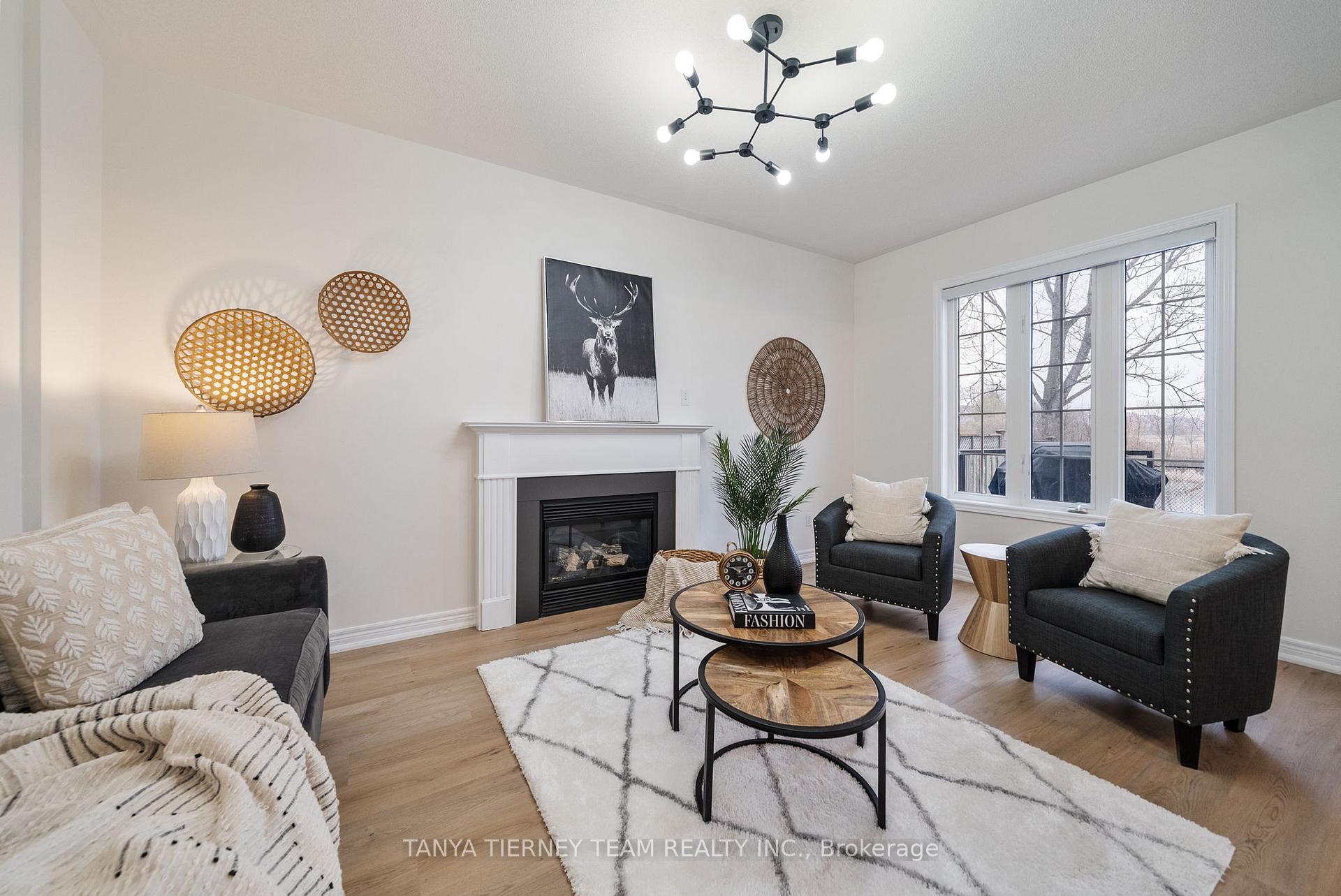 Photo 10 of 23 Bexley Crescent, Whitby, Brooklin — HOMEH