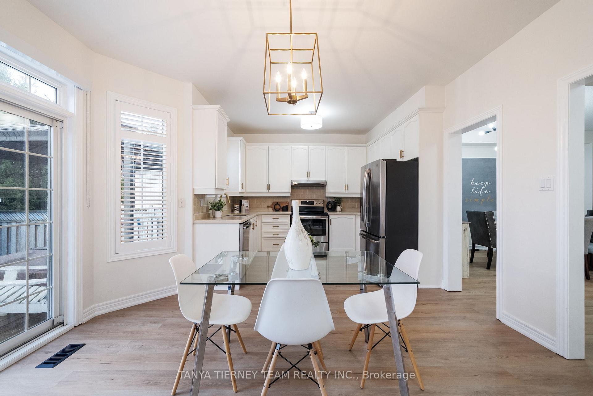 Photo 13 of 23 Bexley Crescent, Whitby, Brooklin — HOMEH