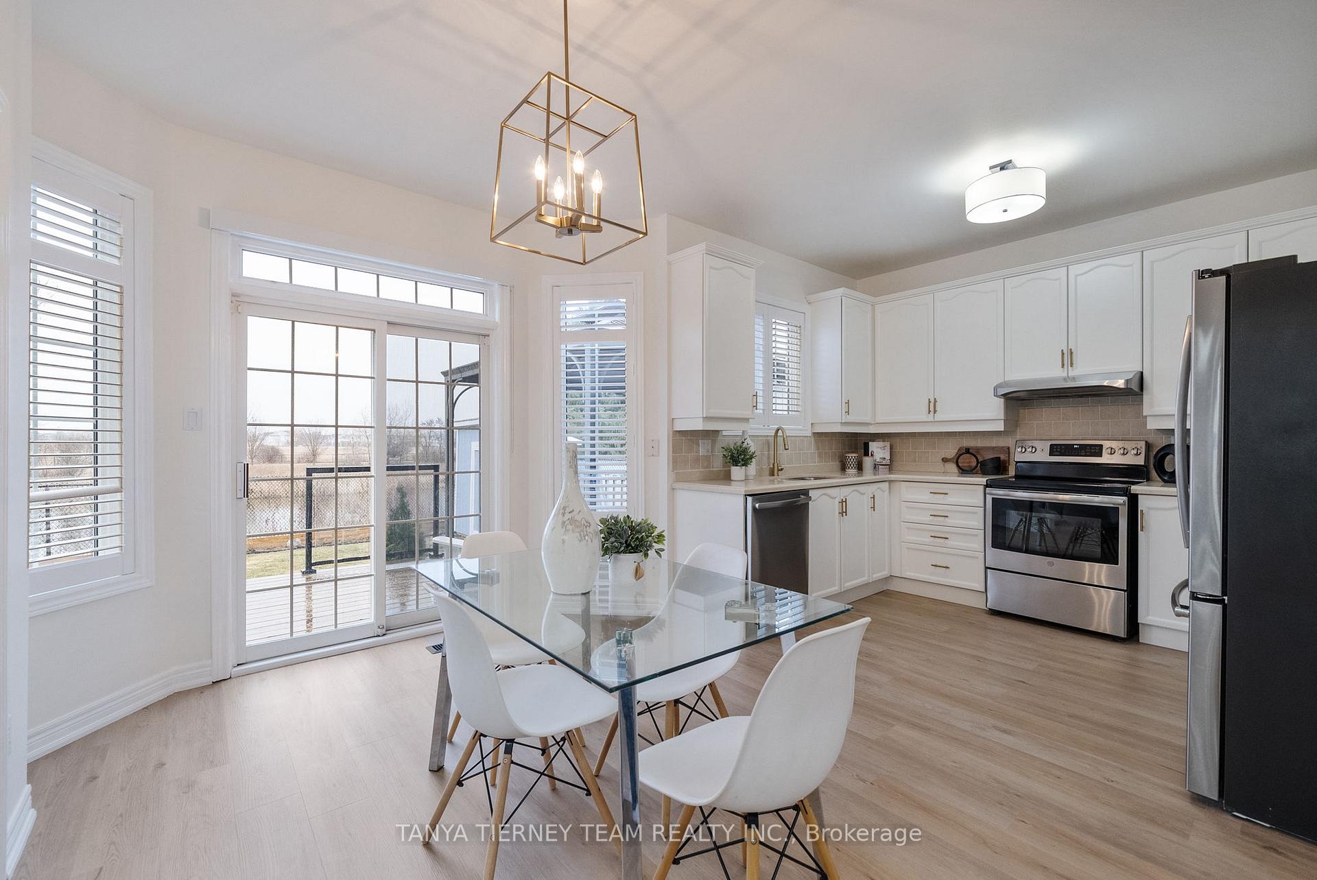 Photo 14 of 23 Bexley Crescent, Whitby, Brooklin — HOMEH