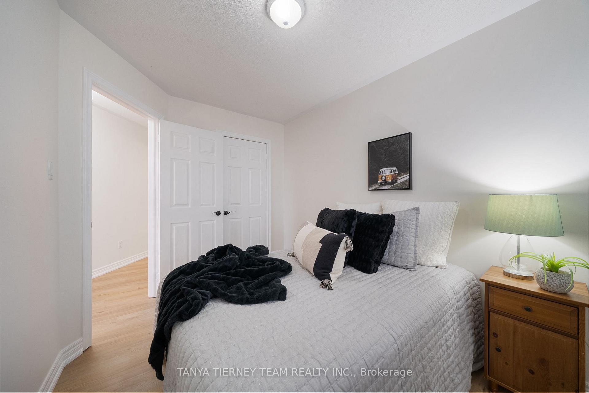 Photo 34 of 23 Bexley Crescent, Whitby, Brooklin — HOMEH
