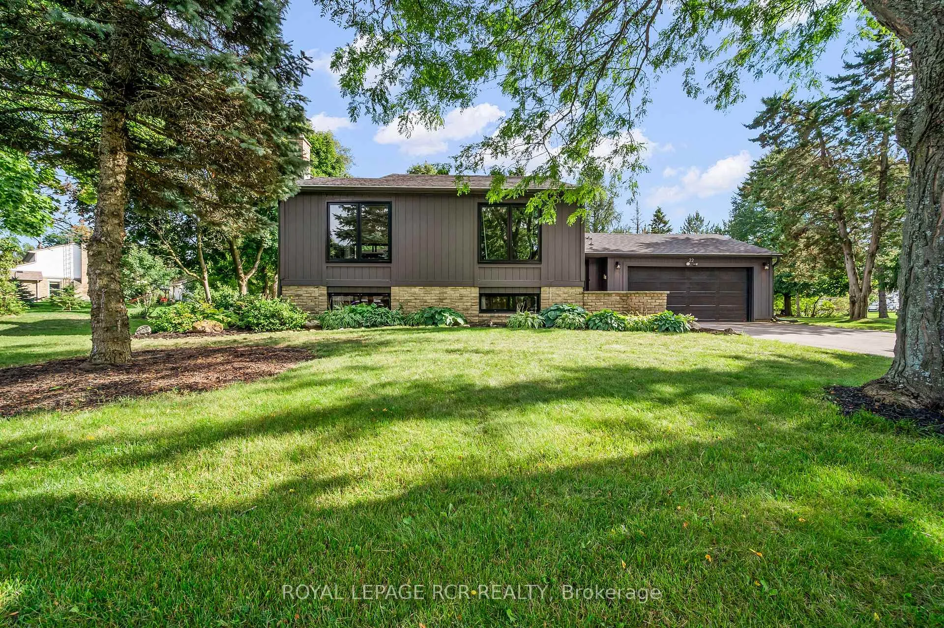 Photo 1 of 22 Arlow Road, Caledon, Mono Mills — HOMEH