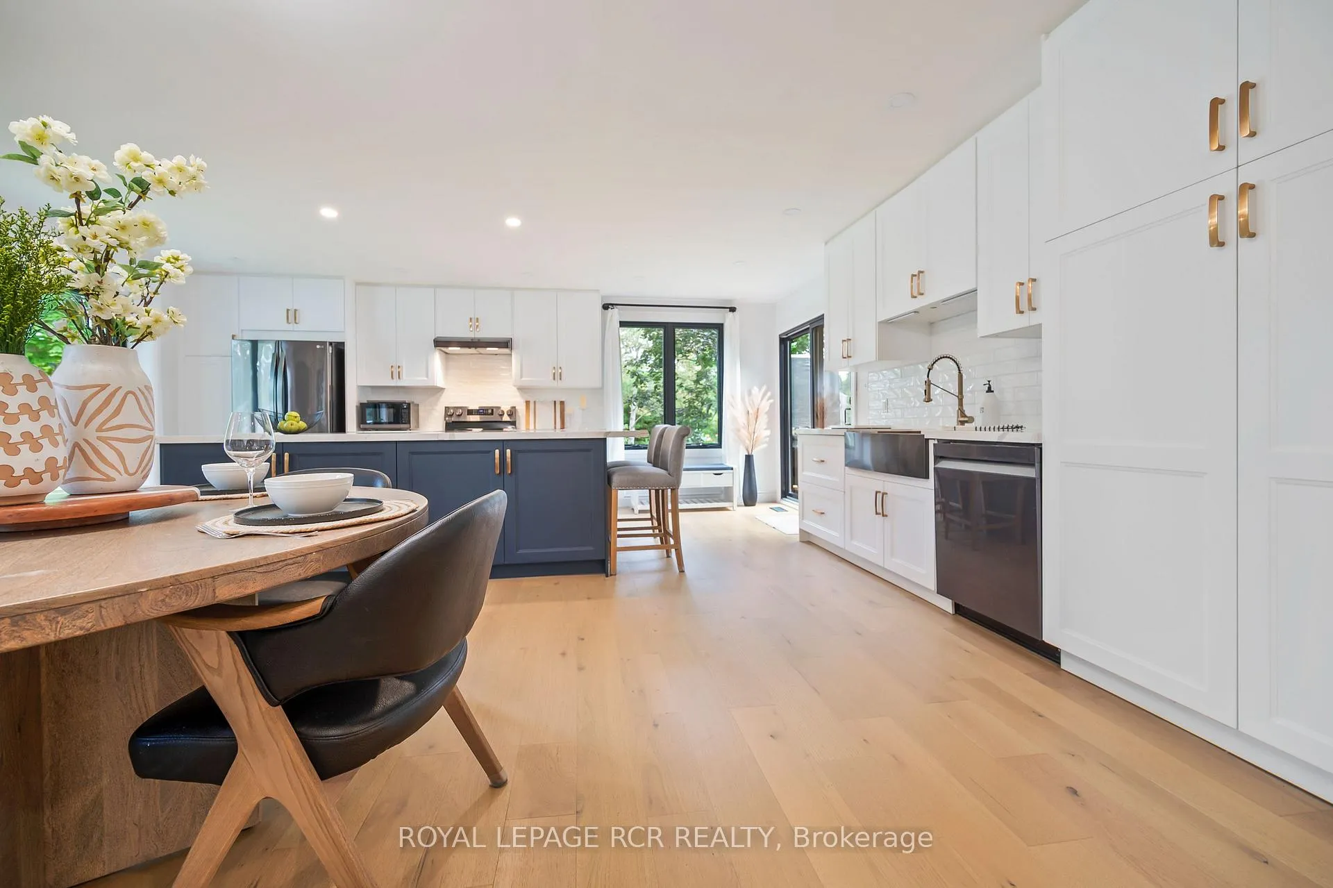 Photo 7 of 22 Arlow Road, Caledon, Mono Mills — HOMEH
