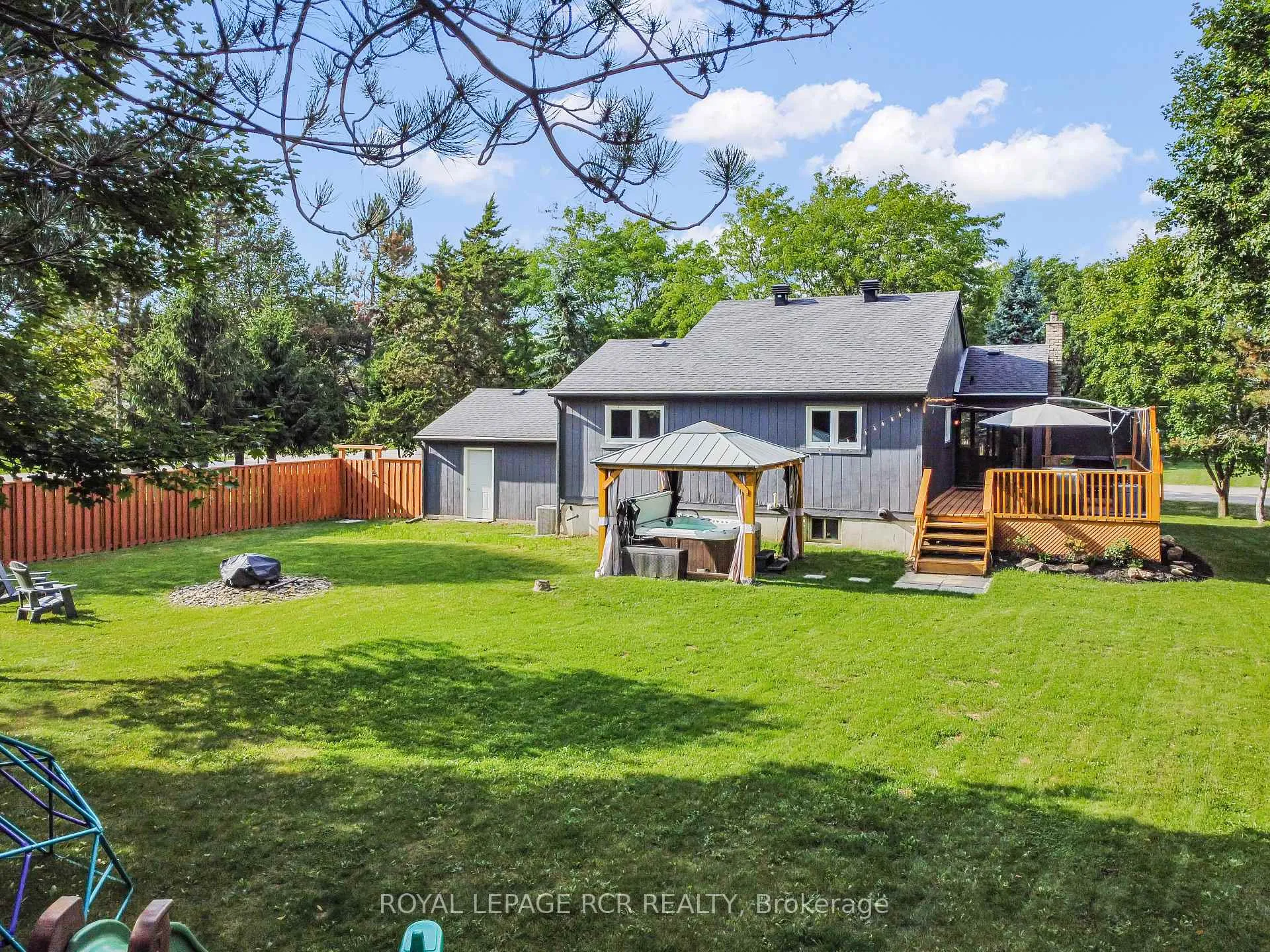 Photo 32 of 22 Arlow Road, Caledon, Mono Mills — HOMEH