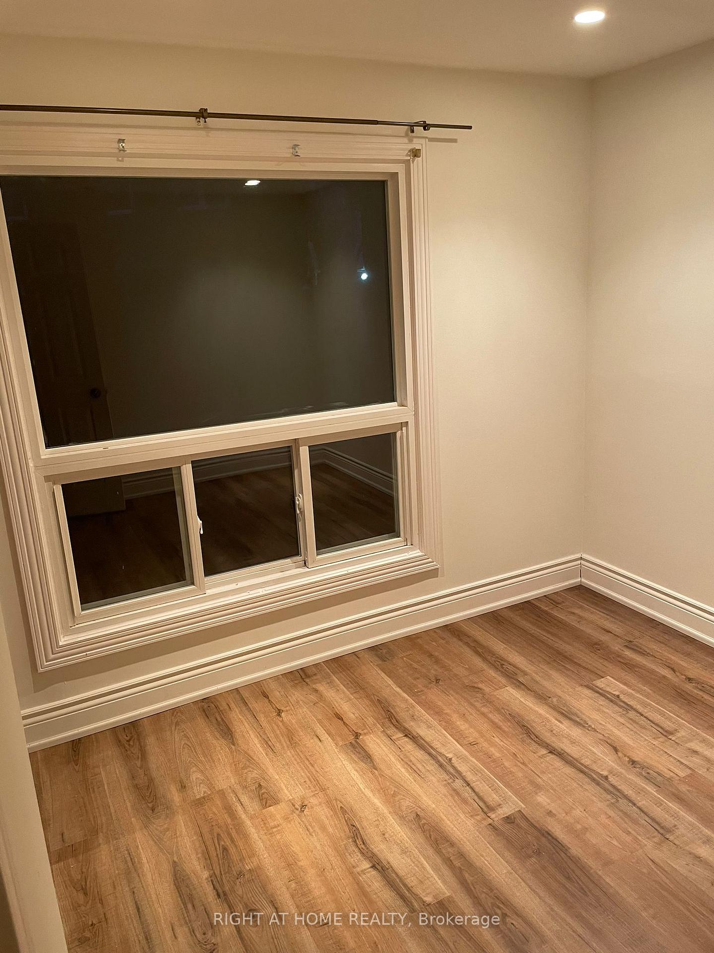 Photo 6 of Unit B1, 34 Normandy Crescent, Richmond Hill, Harding — HOMEH