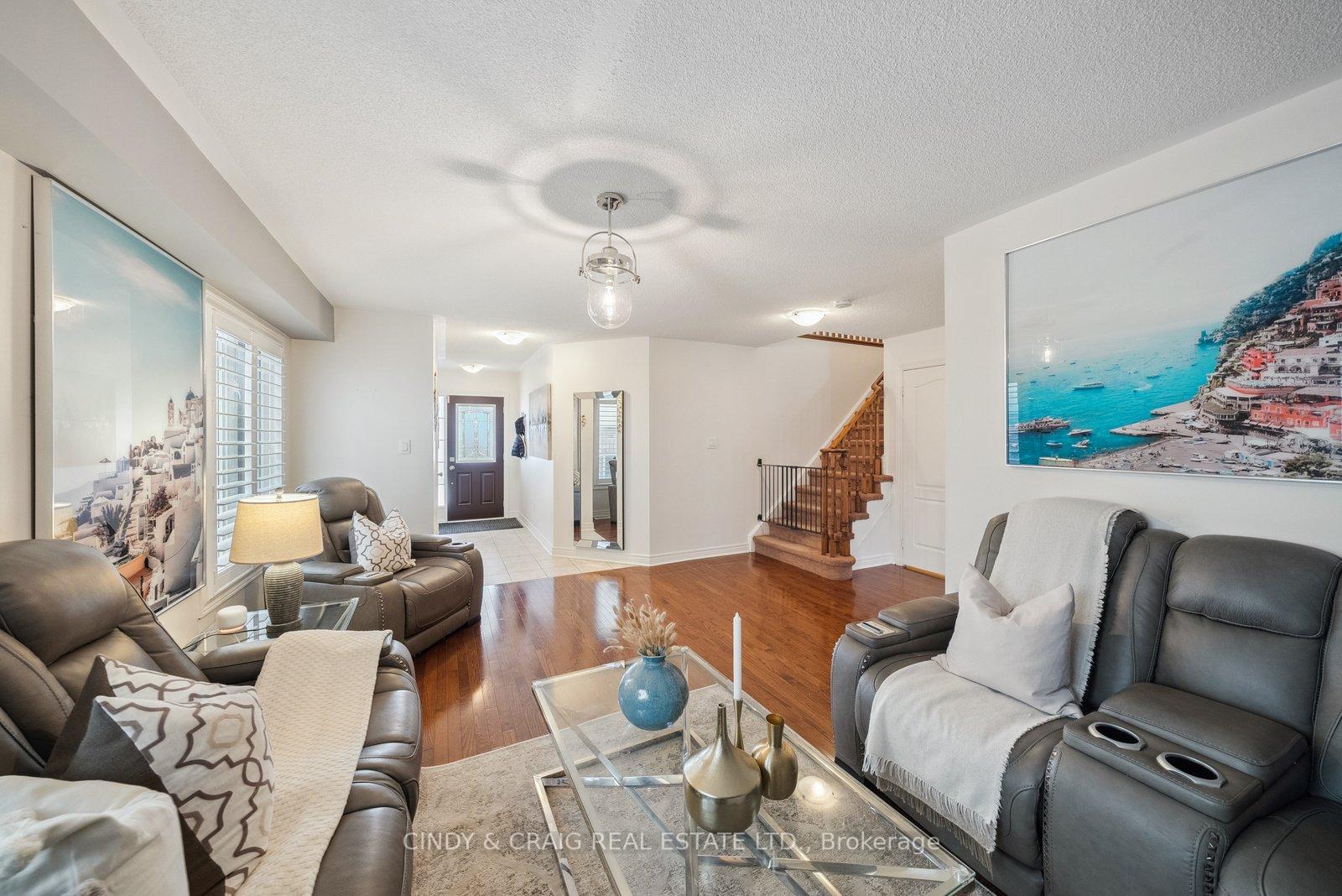 Photo 2 of 1356 Kenmark Avenue, Oshawa, Taunton — HOMEH
