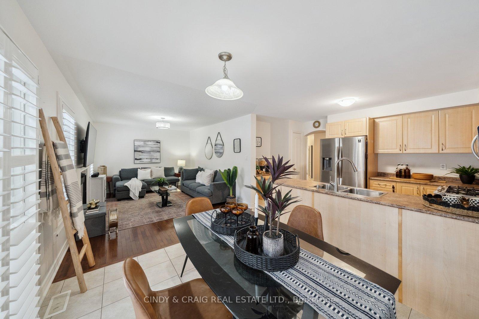 Photo 4 of 1356 Kenmark Avenue, Oshawa, Taunton — HOMEH