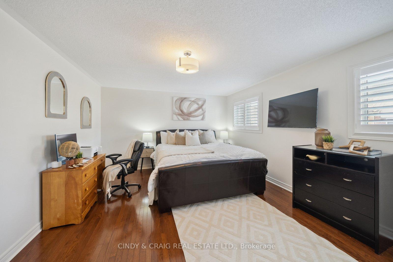 Photo 8 of 1356 Kenmark Avenue, Oshawa, Taunton — HOMEH