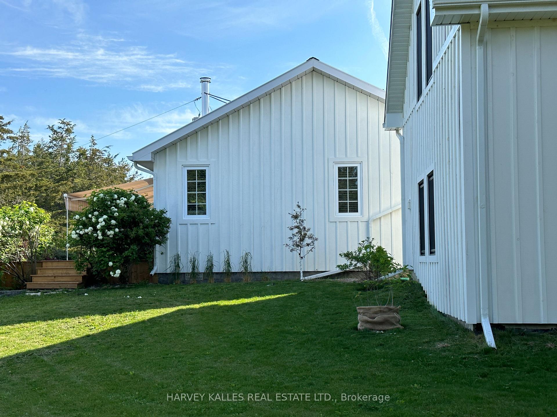 Front of 2992 County Rd 7