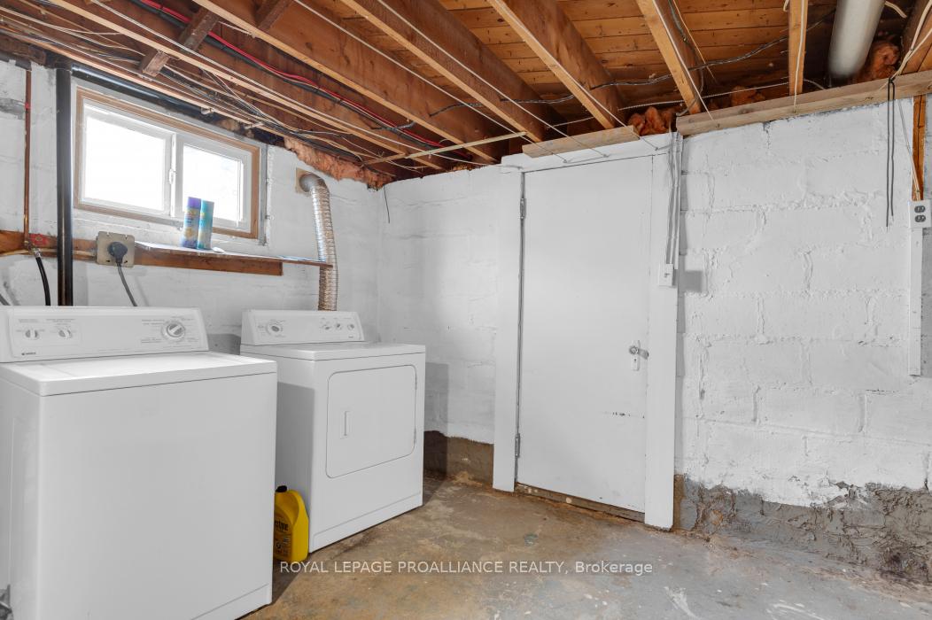 Photo 20 of Unit B, 21 Burton Street, Belleville, Belleville Ward — HOMEH
