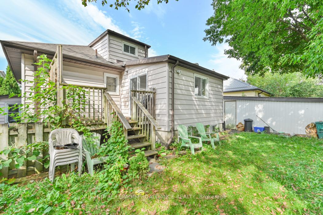 Photo 24 of Unit B, 21 Burton Street, Belleville, Belleville Ward — HOMEH