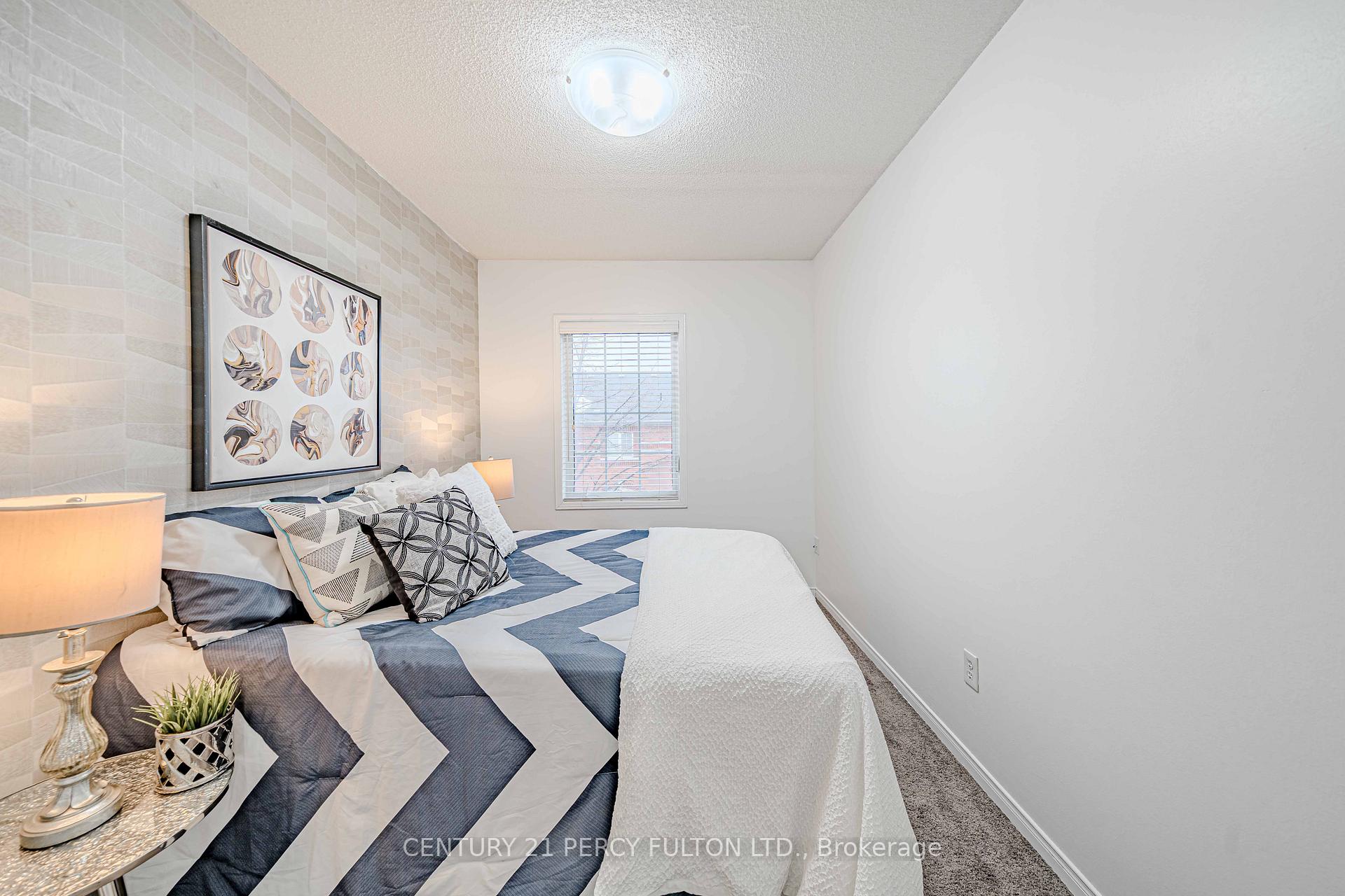 Photo 23 of 6 Arbuckle Way, Whitby, Blue Grass Meadows — HOMEH