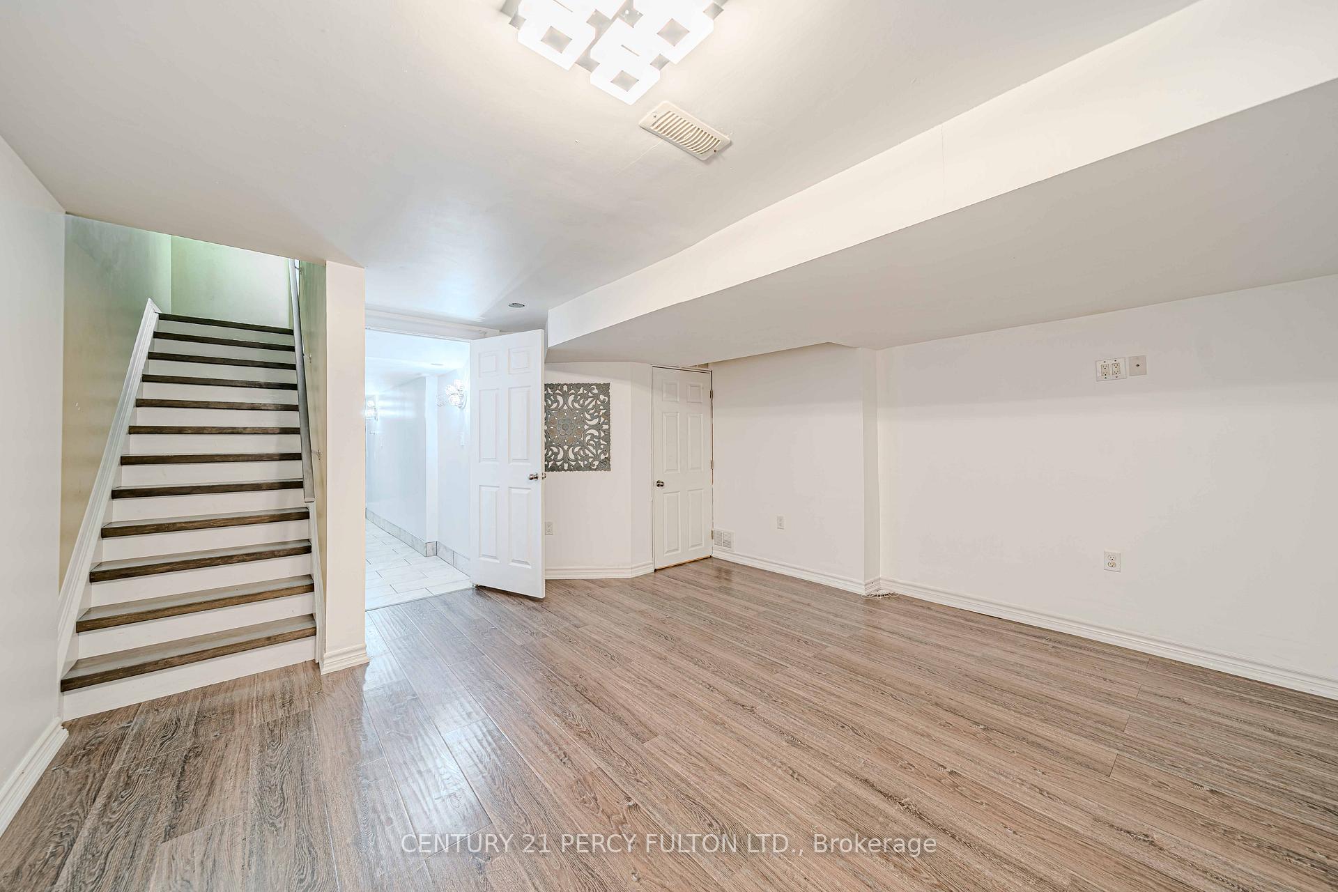 Photo 32 of 6 Arbuckle Way, Whitby, Blue Grass Meadows — HOMEH