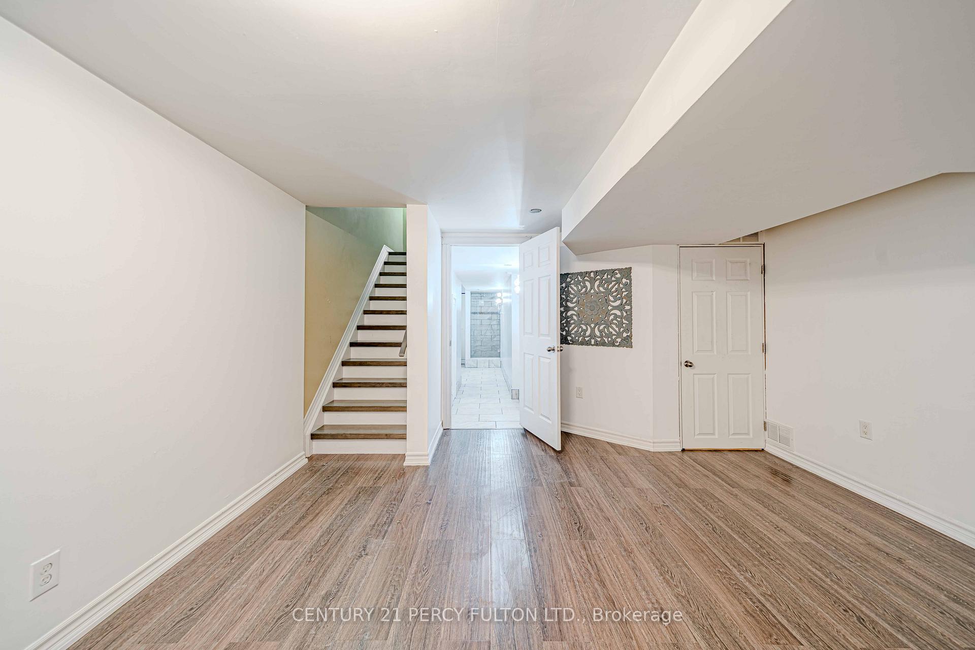 Photo 33 of 6 Arbuckle Way, Whitby, Blue Grass Meadows — HOMEH