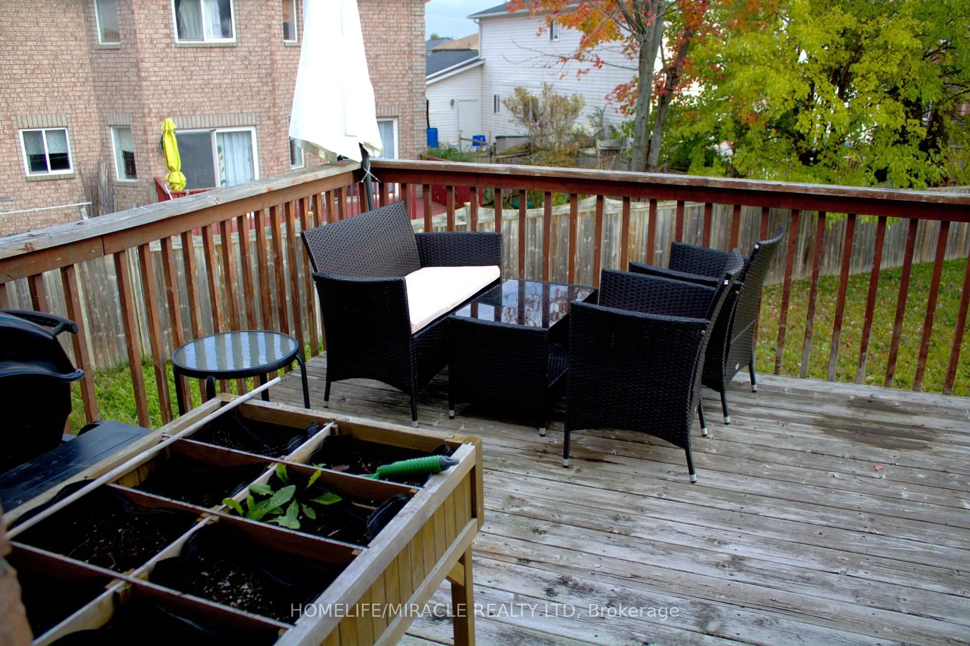 Photo 15 of 38 Dunsmore Lane, Barrie, 400 East — HOMEH