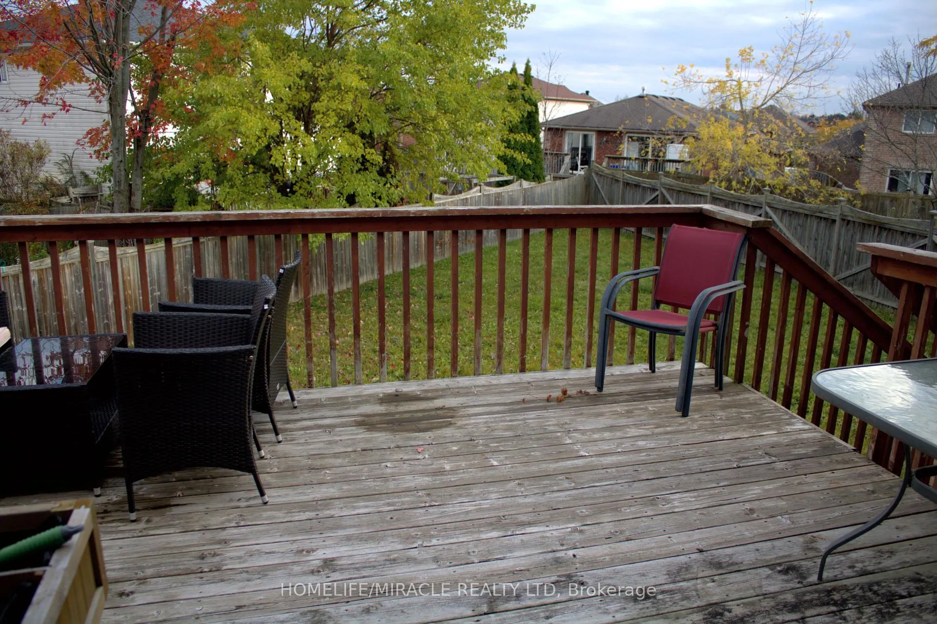 Photo 16 of 38 Dunsmore Lane, Barrie, 400 East — HOMEH