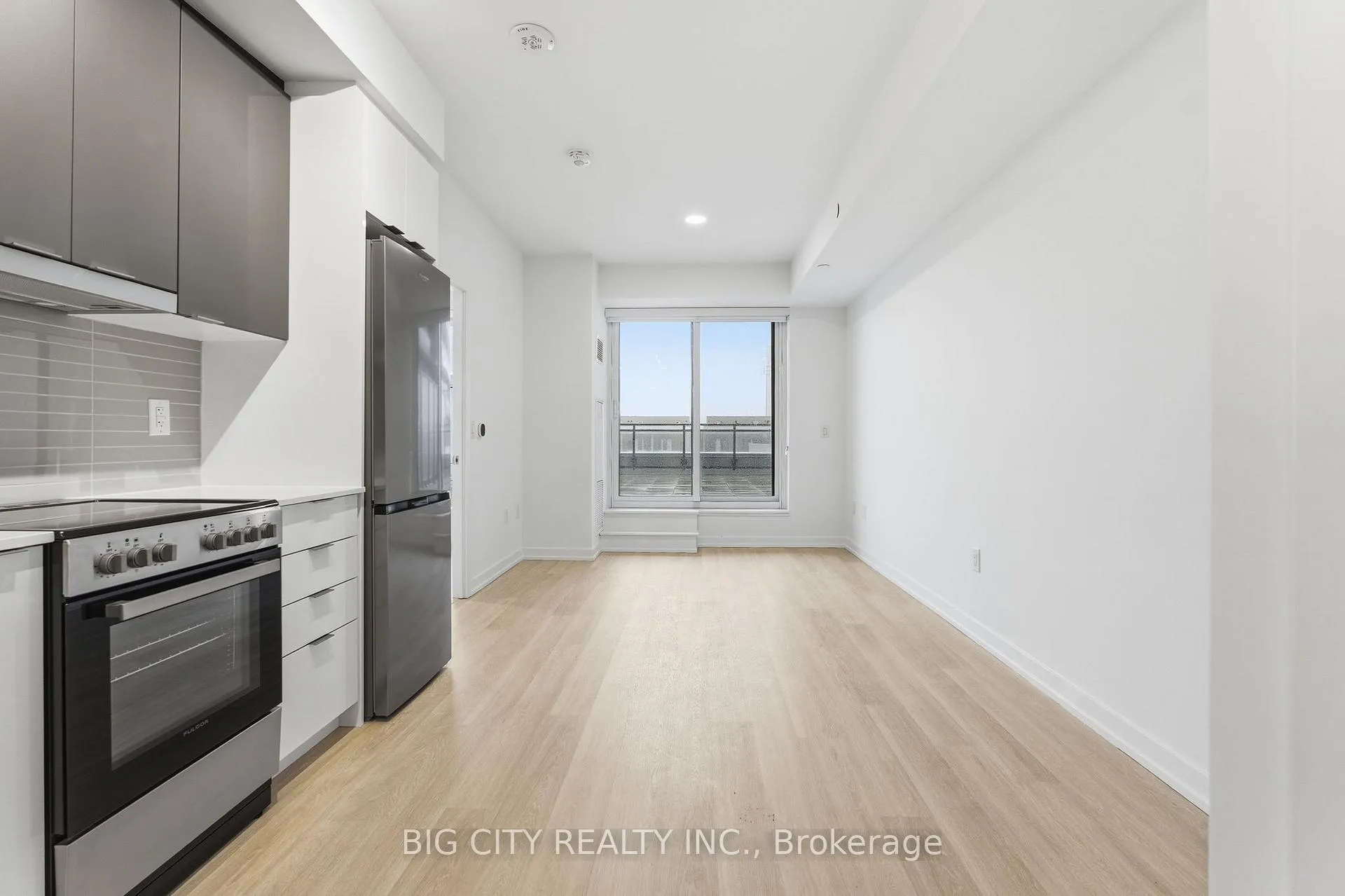 Photo 1 of Unit 202, 9763 Markham Road, Markham, Greensborough — HOMEH