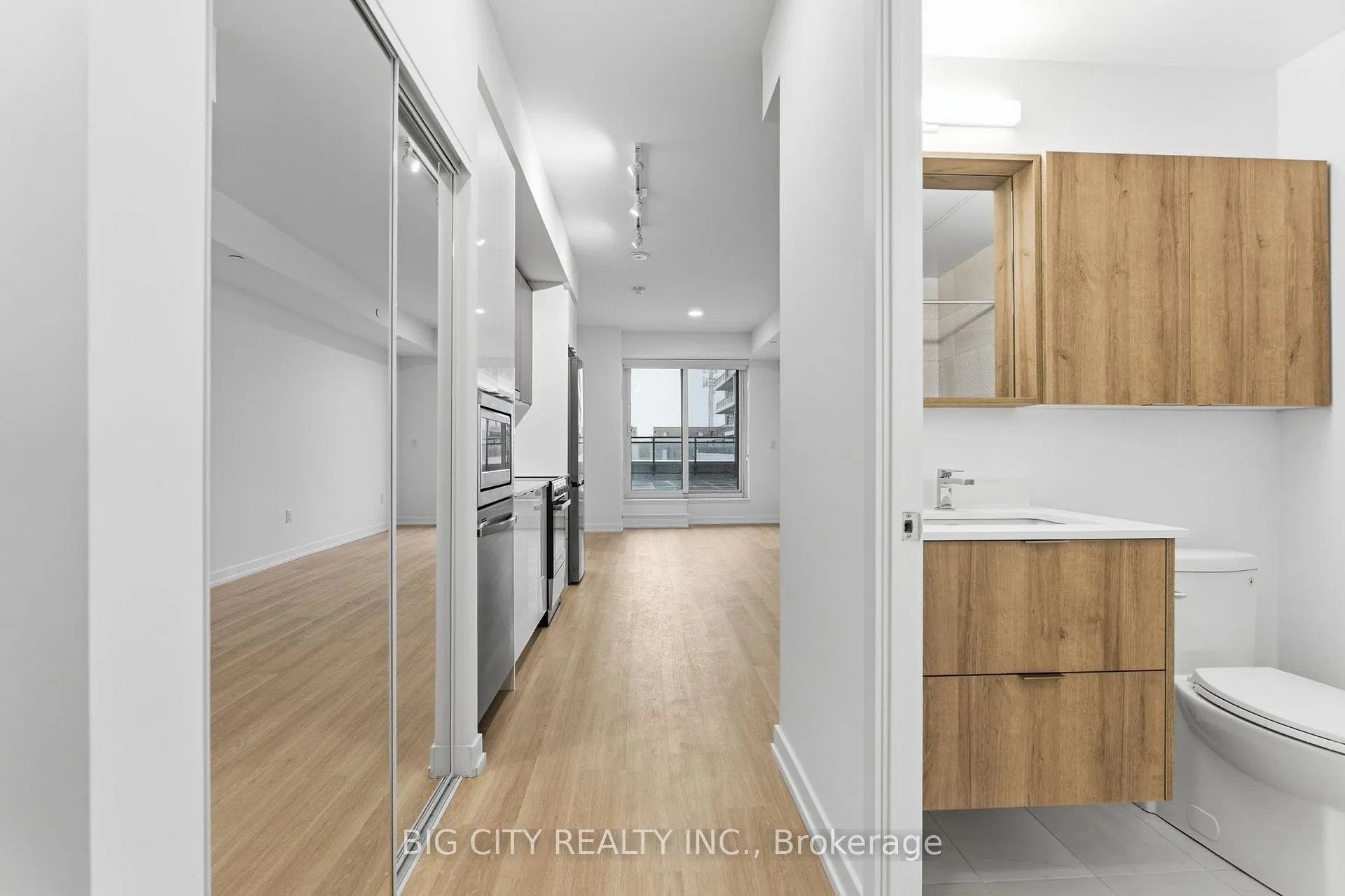 Photo 2 of Unit 202, 9763 Markham Road, Markham, Greensborough — HOMEH