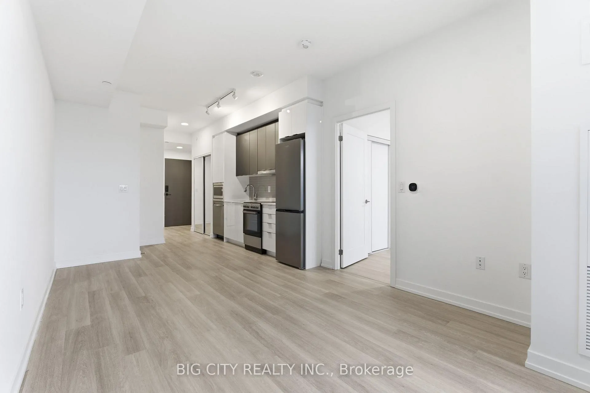 Photo 10 of Unit 202, 9763 Markham Road, Markham, Greensborough — HOMEH