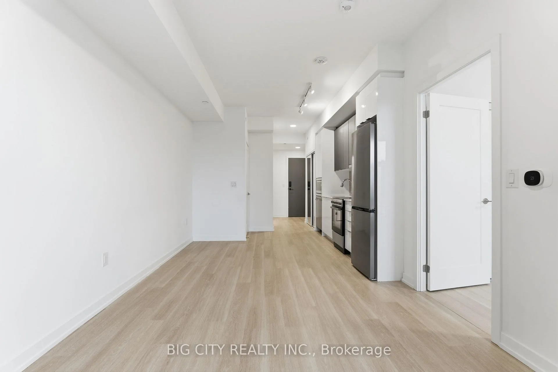 Photo 11 of Unit 202, 9763 Markham Road, Markham, Greensborough — HOMEH