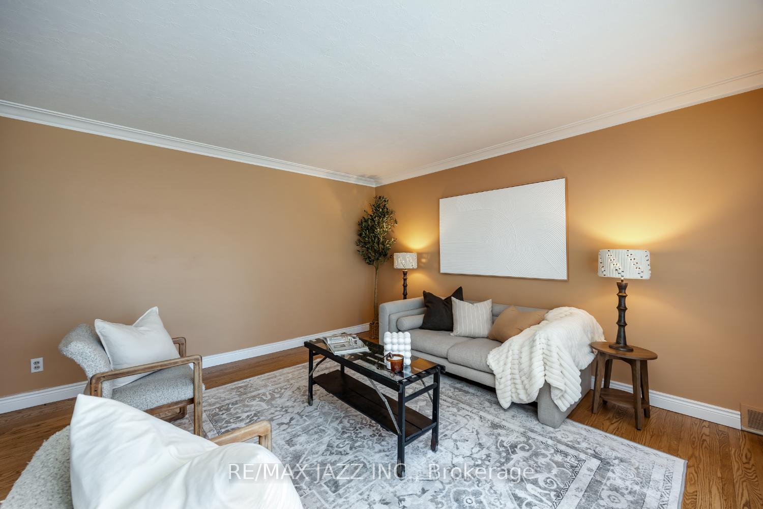 Photo 7 of 856 Beaufort Avenue, Oshawa, Eastdale — HOMEH