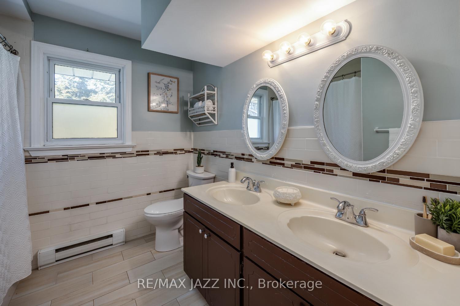 Photo 18 of 856 Beaufort Avenue, Oshawa, Eastdale — HOMEH
