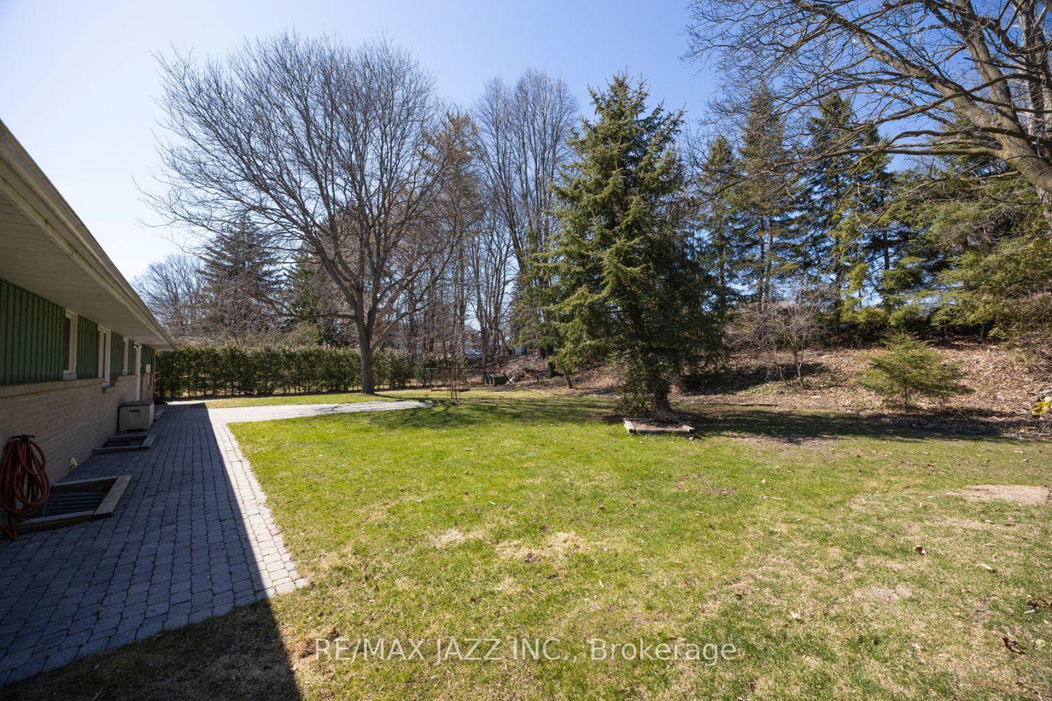 Photo 35 of 856 Beaufort Avenue, Oshawa, Eastdale — HOMEH