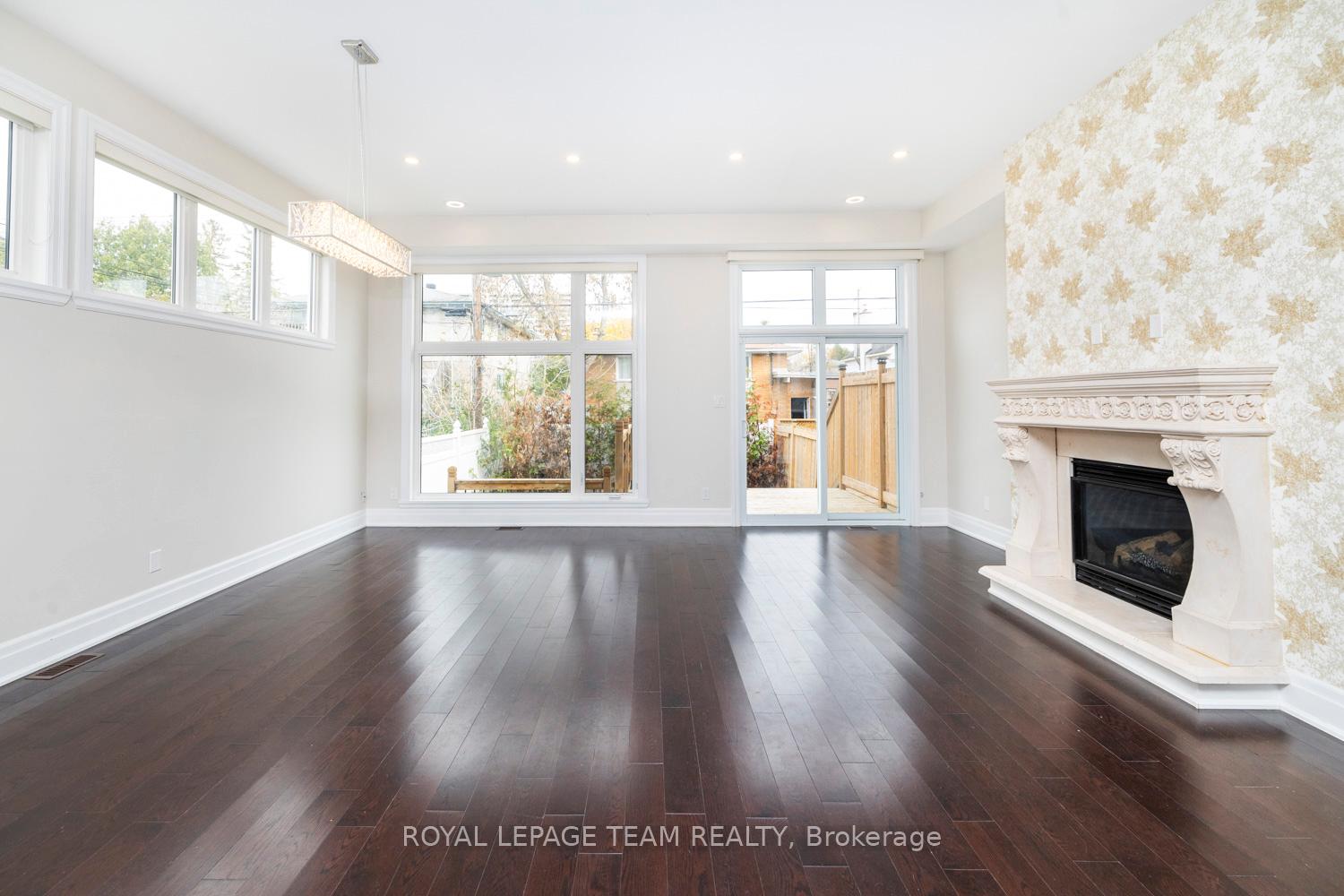 Photo 8 of 285 Zephyr Avenue, Ottawa, Britannia — HOMEH