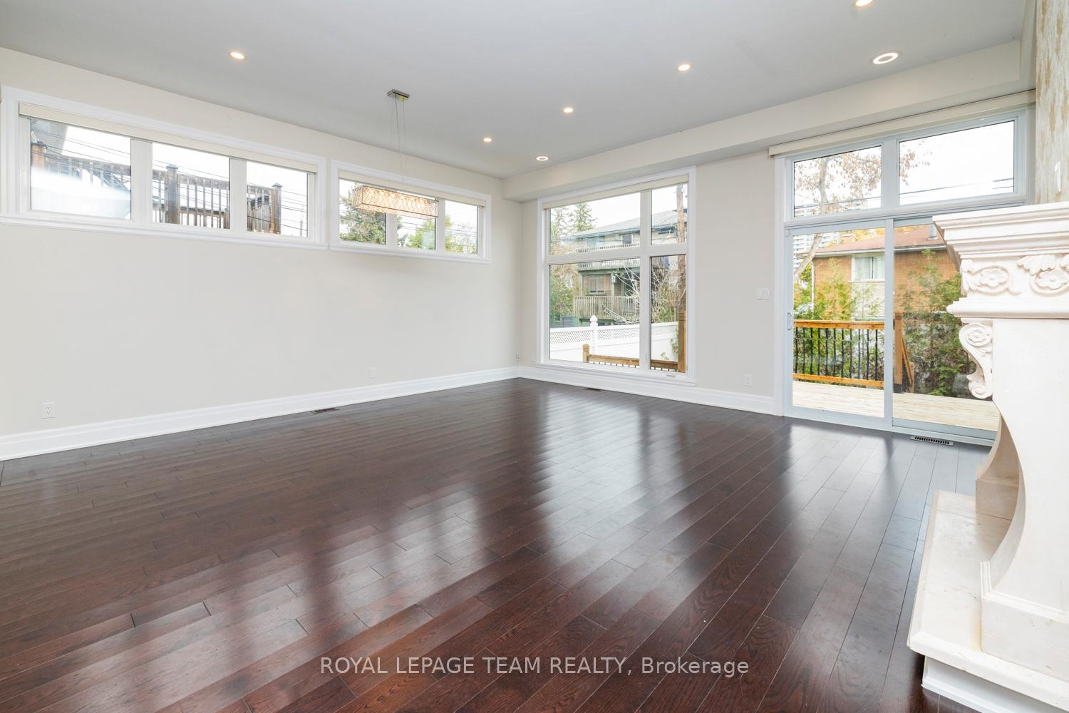 Photo 12 of 285 Zephyr Avenue, Ottawa, Britannia — HOMEH