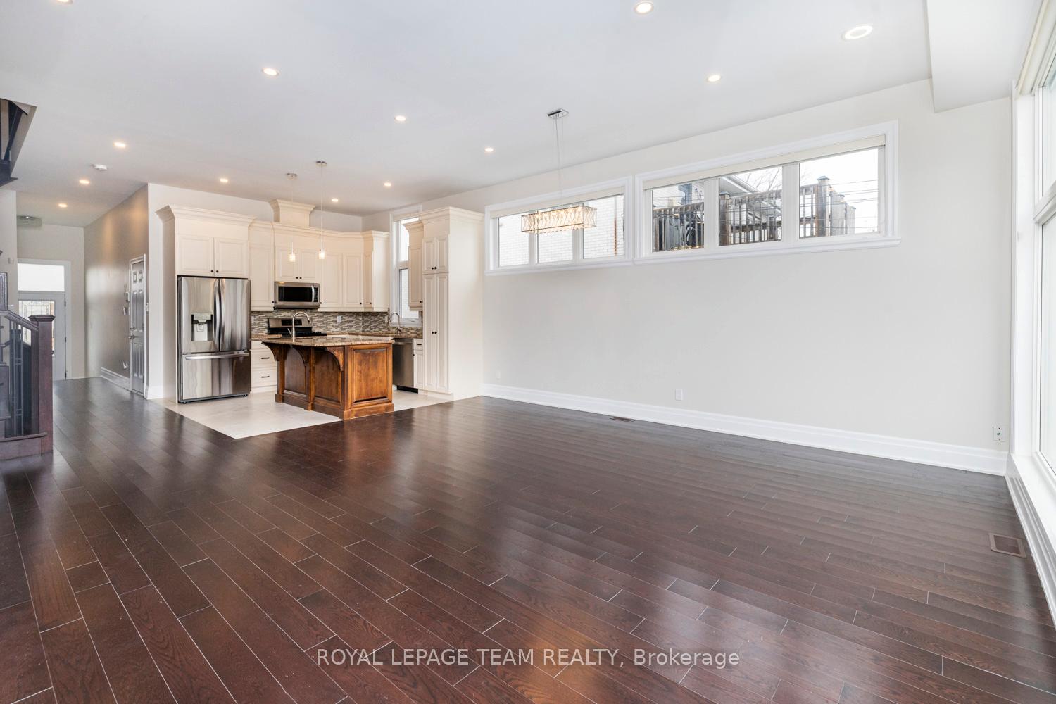 Photo 13 of 285 Zephyr Avenue, Ottawa, Britannia — HOMEH
