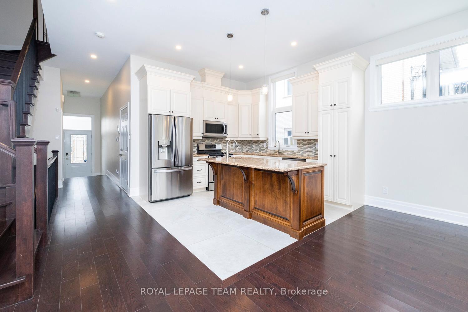 Photo 15 of 285 Zephyr Avenue, Ottawa, Britannia — HOMEH