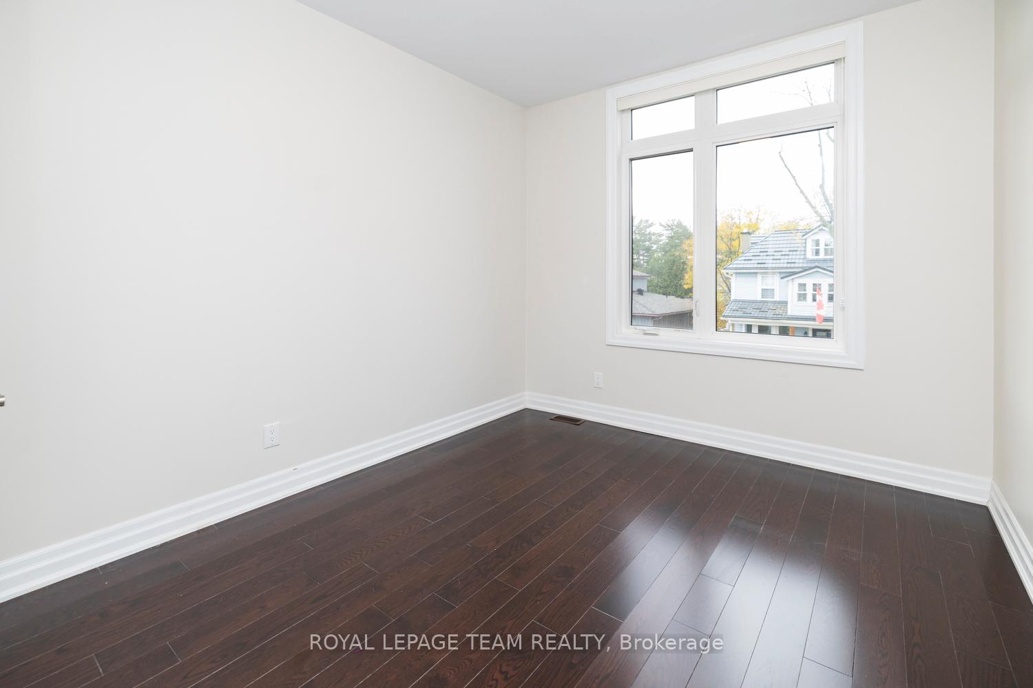 Photo 31 of 285 Zephyr Avenue, Ottawa, Britannia — HOMEH