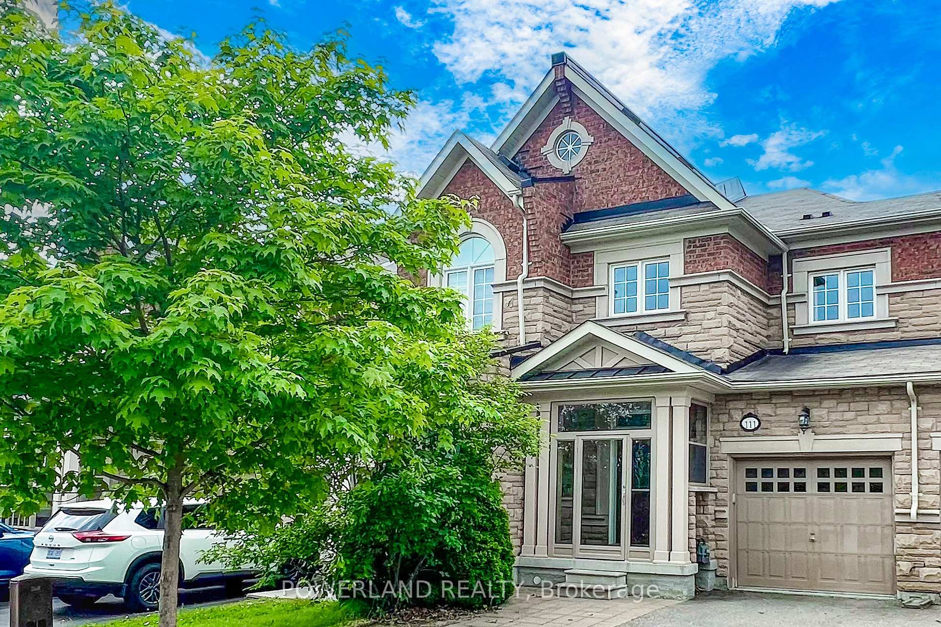 Photo 1 of 111 Spruce Pine Crescent, Vaughan, Patterson — HOMEH
