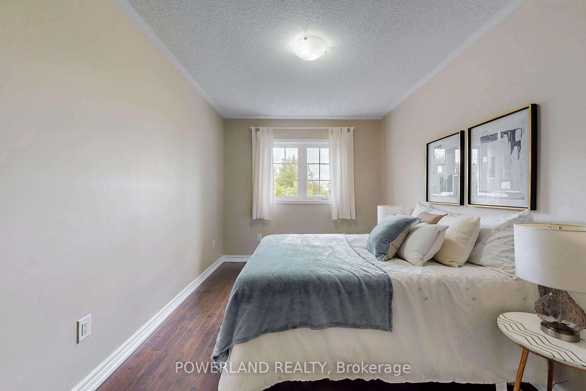 Photo 28 of 111 Spruce Pine Crescent, Vaughan, Patterson — HOMEH